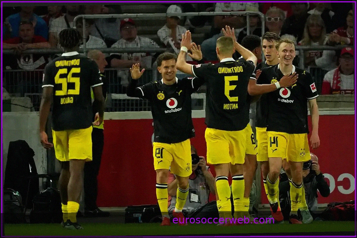 Bundesliga Player Ratings: Stuttgart 0-1 Borussia Dortmund - Maximilian Beier Goal Secures Dortmund's Perfect Start